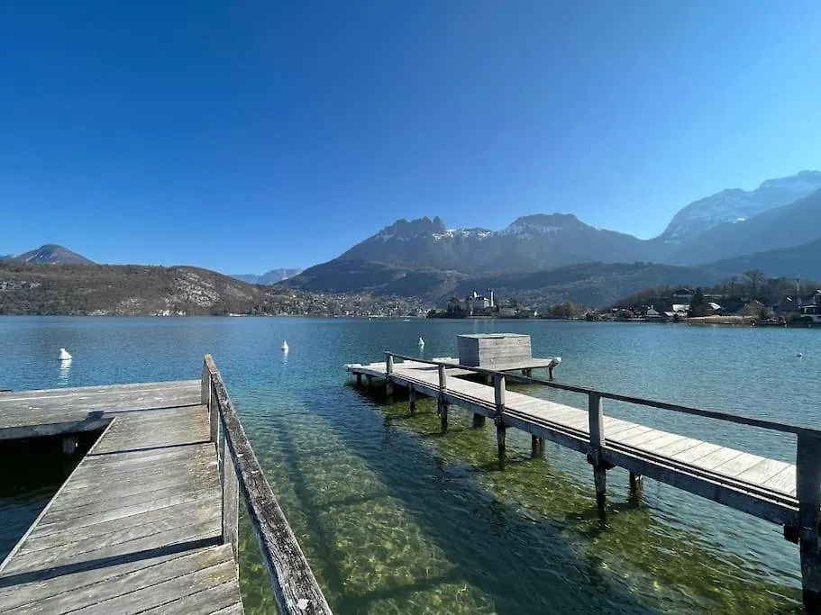 Appartement 202 Geroli Lac D'Annecy Duingt 0*,  France